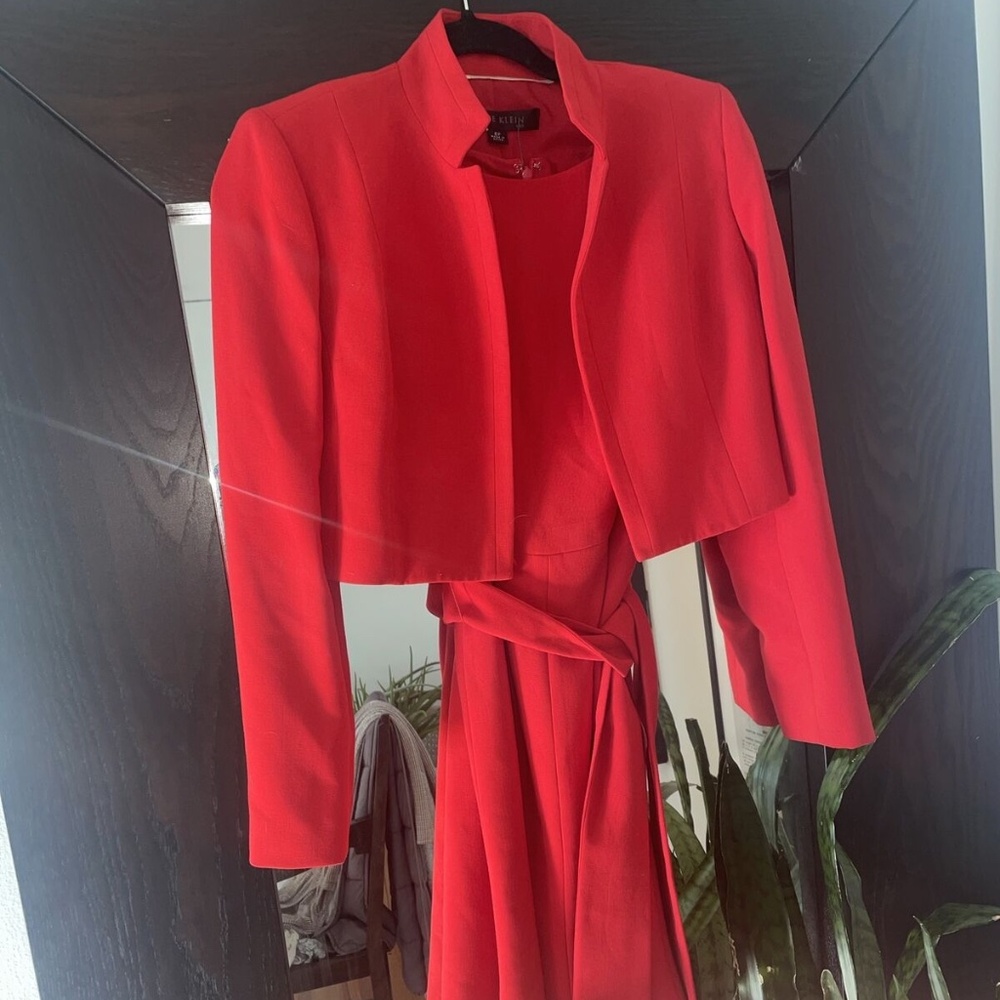 Anne Klein red two-piece suit dress with jacket size 6